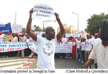 SENEGAL protest 4_edited-2.jpg
