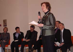 Mary Robinson speaks at the Paris seminar; CPJ's Robert Mahoney is third from left.