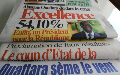 Headlines of pro-opposition Ivorian papers. (AFP)
