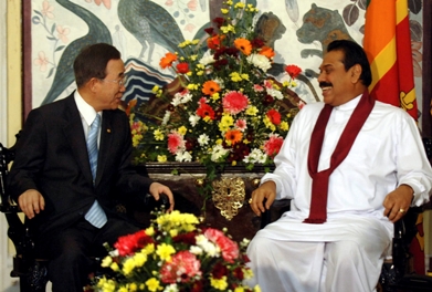 U.N. Secretary General Ban Ki-moon with Sri Lankan President Mahinda Rajapaksa. (Reuters)
