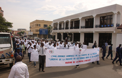 Burundi journalists march on World Press Freedom Day. (Jean Pierre Aimé HARERIMANA)