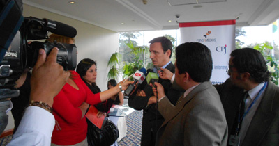 In Ecuador, CPJ Highlights Press Freedom Decline - Committee To Protect ...