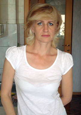 Стелла Иванова, одна из родственников погибших тольяттинских журналистов, недовольна неспособностью властей раскрыть убийства. (КЗЖ/Нина Огнянова)