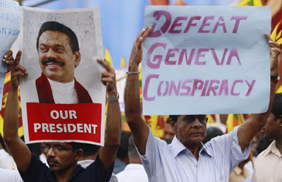 Supporters of Sri Lankan President Mahinda Rajapaksa protest in Colombo against the U.N. Human Rights Council in Geneva. (Reuters/Dinuka Liyanawatte)