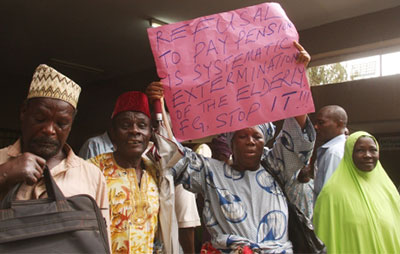 Reporter Joshua Uma was assaulted trying to get official reaction to this pensioners' protest. (Sahara Reporters)