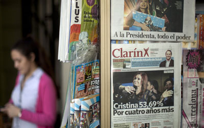 A newspaper stand displays Argentina's largest newspaper, Clarín. President Kirchner's government has given Clarín a December 7 deadline to sell off some of its holdings. (AP/Victor R. Caivano)