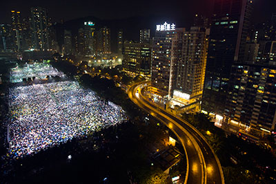 Tens of thousand of people commemorate the 1989 Tiananmen Square crackdown in Hong Kong's Victoria Park. (Reuters/Tyrone Siu)