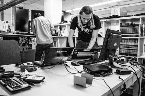 FPF engineer Conor Schaefer, foreground, and CPJ staff technologist Tom Lowenthal spent several days finalizing and testing CPJ's SecureDrop instance in San Francisco. (Geoffrey King)