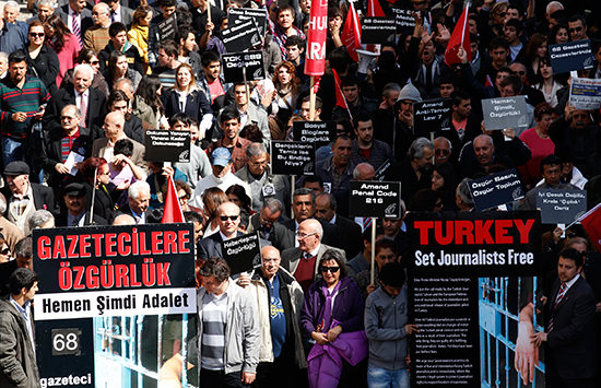 Journalists and activists march for press freedom in Ankara, March 19, 2011. (Reuters/Umit Bektas)