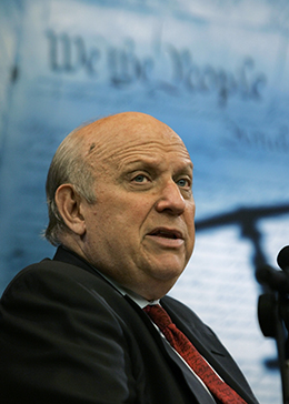 First Amendment attorney Floyd Abrams, pictured in 2005, discussed with CPJ threats journalists could face from civil suits. (AP Photo/Evan Vucci, FILE)