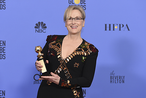 Meryl Streep calls for supporting CPJ in her acceptance speech at the 2017 Golden Globes ceremony. (AP/Invision/Jordan Strauss)