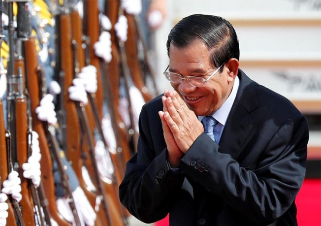 Cambodia's Prime Minister Hun Sen, pictured in November 2017. Two former RFA journalists are detained in Cambodia as the country cracks down on the press ahead of elections. (Reuters/Erik De Castro)
