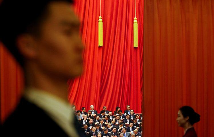 Delegates attend a plenary session of the Chinese People's Political Consultative Conference in Beijing in March 2018. Police in the city briefly detained a RFI reporter who was interviewing people about a vote on China's constitutional reform. (Reuters/Thomas Peter)