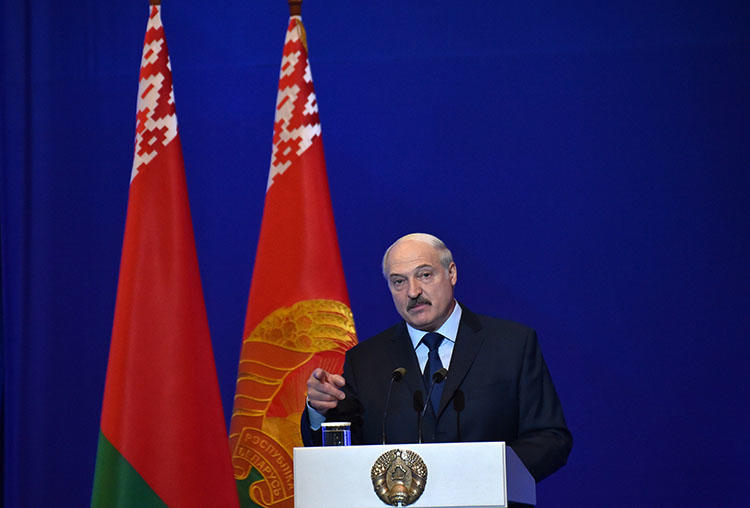 Belarusian President Alexander Lukashenko gives a speech in Minsk on May 24, 2018. CPJ called on the Belarusian parliament to reject proposed laws that could further censor the media in the country. (AFP/Sergei Gapon)