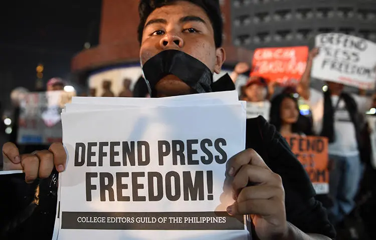 A rally calling for greater press freedom in Manila in January 2018. Philippine journalists say President Rodrigo Duterte is trying to intimidate the media. (AFP/Ted Aljibe)