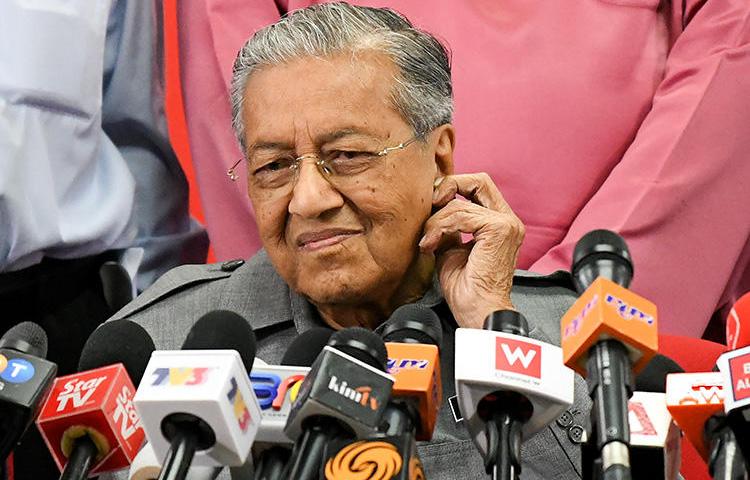 Malaysian Prime Minister Mahathir Mohamad at a press conference in Kuala Lumpur on June 1, 2018. The Malaysian parliament on August 16, 2018, repealed a law imposing criminal penalties for