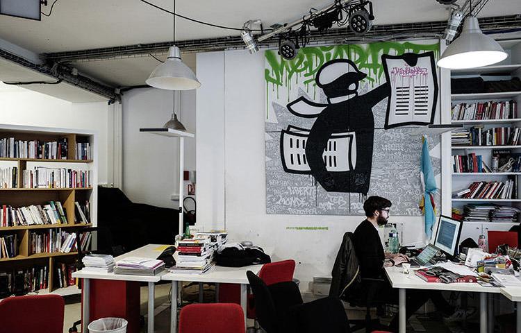 The Paris office of Mediapart, pictured on February 4. The news website is refusing to allow police to search its office in connection to Mediapart's reporting on former presidential security officer Alexandre Benalla. (AFP/Philippe Lopez)