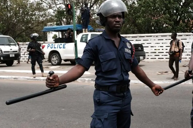 Ghanaian Police Beat Arrest Journalist Malik Sullemana Committee To 