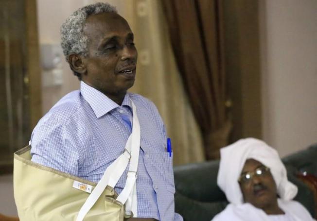Al-Tayar Editor-in-Chief Osman Mirghani is seen in Khartoum, Sudan, on July 23, 2014. In late February 2019, he was taken by Sudanese authorities, who have not released his location or announced any charges against him. (Mohamed Nureldin Abdallah/Reuters)