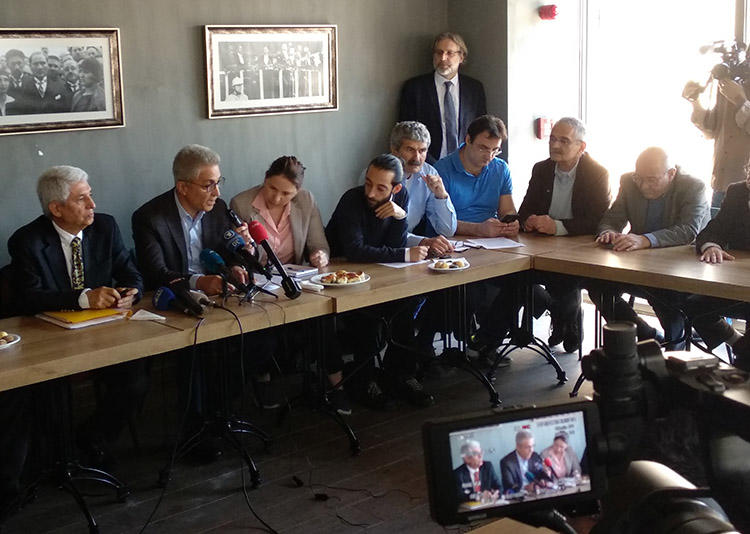 Lawyers and former employees of the Turkish daily, Cumhuriyet, pictured at a press conference in Istanbul on April 22. Six of the former staff handed themselves over to prison authorities today. (CPJ/Özgür Öğret)