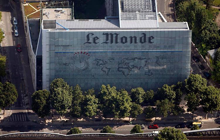 Le Monde's offices are seen in Paris, France, on July 14, 2013. The paper's publisher and one of its reporters, as well as a reporter at news website Disclose, were recently summoned for questioning by French domestic intelligence authorities. (Reuters/Charles Platiau)