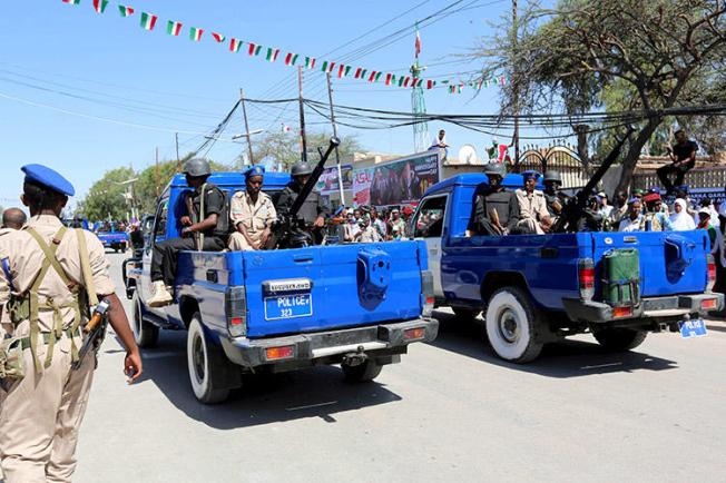 Police officers are seen in Hargeysa, Somaliland, on May 18, 2015. Police recently shut down two TV stations in the breakaway region. (Reuters/Feisal Omar)