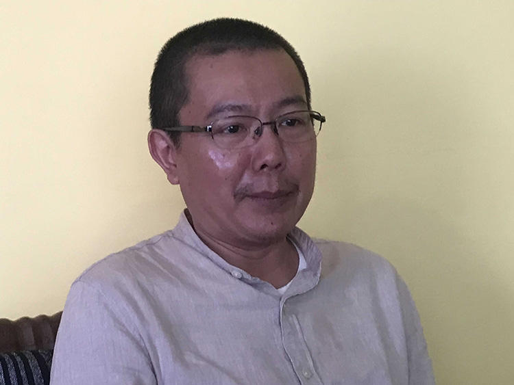 Ye Ni, of The Irrawaddy, pictured in Yangon, is facing charges under Myanmar's Telecommunication Law Section 66(d) over the outlet's reporting on conflict in Rakhine State. (CPJ/Shawn Crispin)