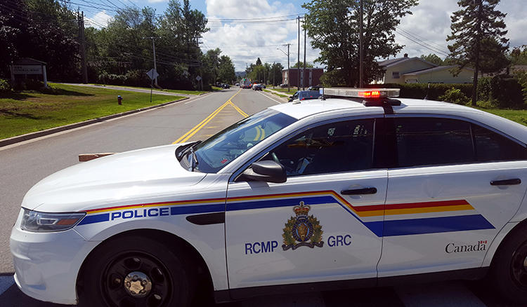 A Royal Canadian Mounted Police car is seen in New Brunswick on August 10, 2018. Vice Media was recently compelled by a Canadian court to give a reporter's chat logs to the police. (Reuters/Dan Culberson)