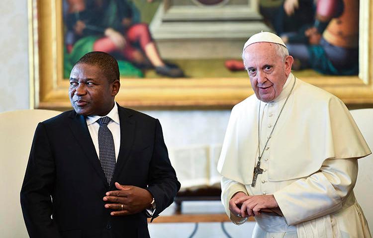 Pope Francis is seen with Mozambique President Filipe Nyusi at the Vatican on September 14, 2018. The pope recently began a visit to Mozambique, which has seen a crackdown on journalists over the past year. (Alberto Pizzoli/Pool via AP)