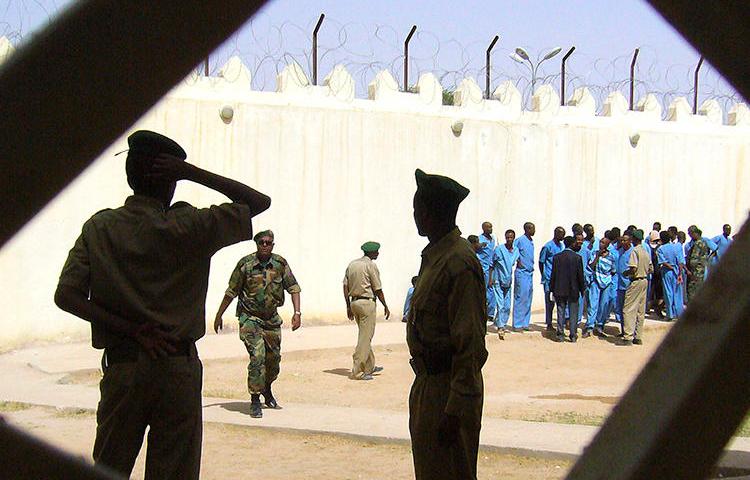 A prison is seen in Hargeisa, Somaliland, on March 29, 2011. Somaliland authorities recently sentenced journalist Abdirahman Mohamed Hiddig to 21 months in prison. (AP/Katharine Houreld)