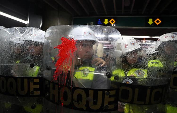 Police officers are seen in Sao Paulo, Brazil, on January 7, 2020. Amid recent protests, police have detained and attacked journalists. (Reuters/Amanda Perobelli)