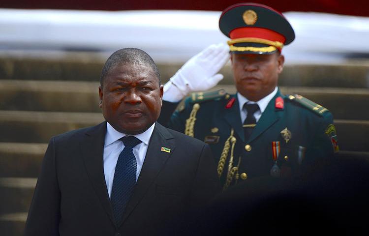 President Filipe Jacinto Nyusi is seen in Maputo, Mozambique, on January 15, 2020. CPJ recently joined a letter to Nyusi expressing concern about the disappearance of journalist Ibraimo Abú Mbaruco. (Reuters/Grant Lee Neuenburg)