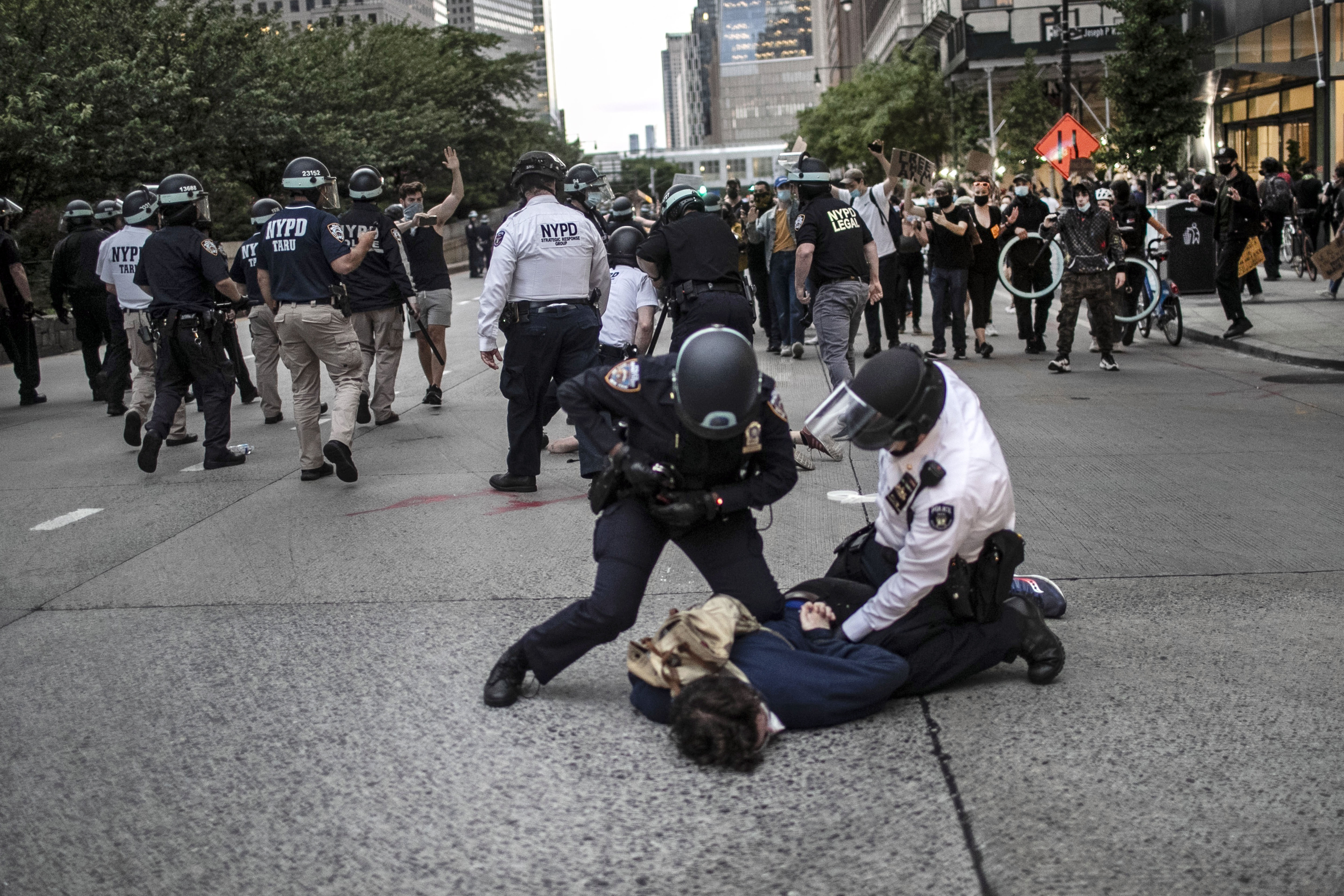 Charges remain against journalists arrested during George Floyd protests.