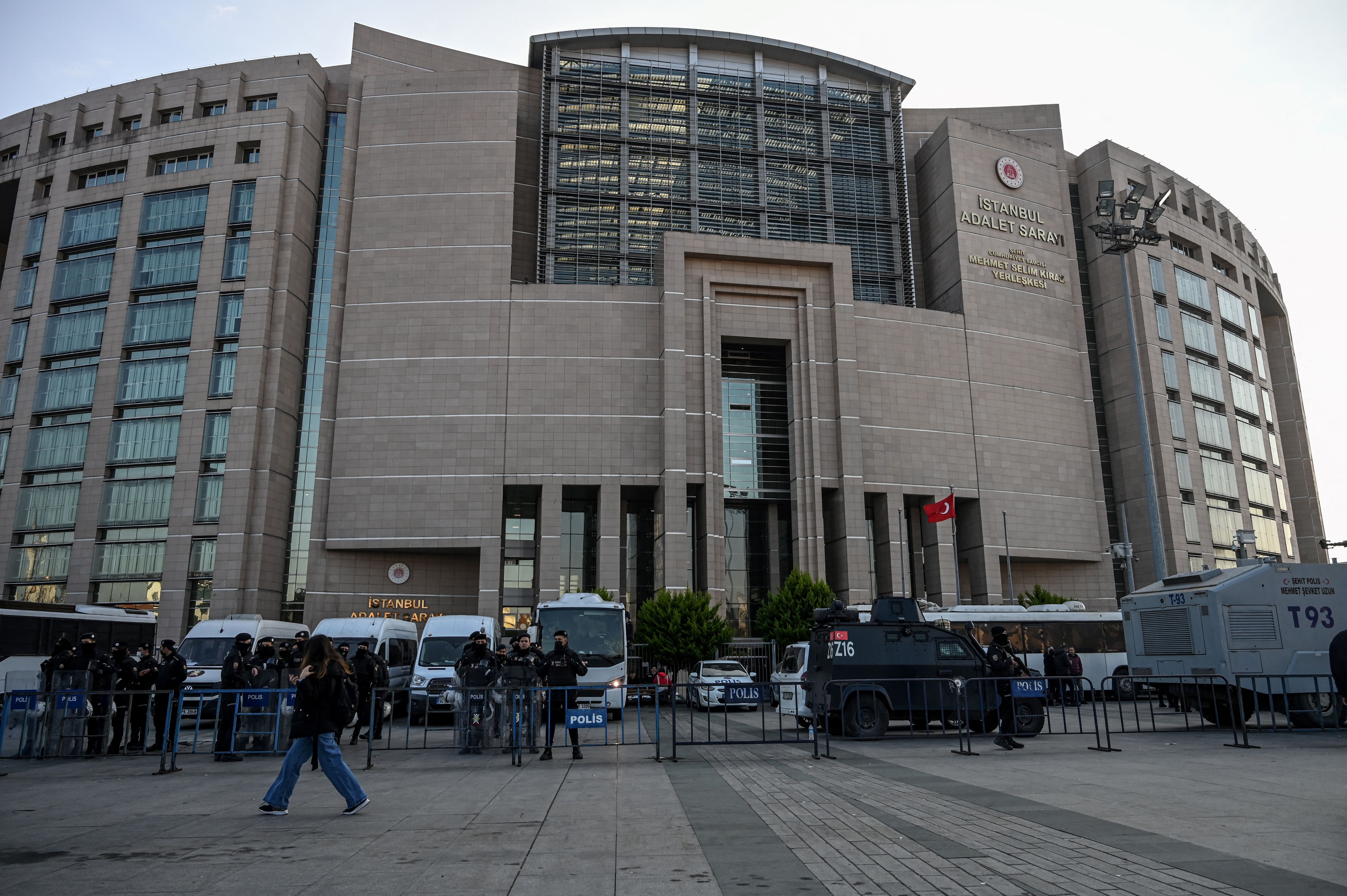 Turkish court issues suspended prison terms to 5 over reporting on ...