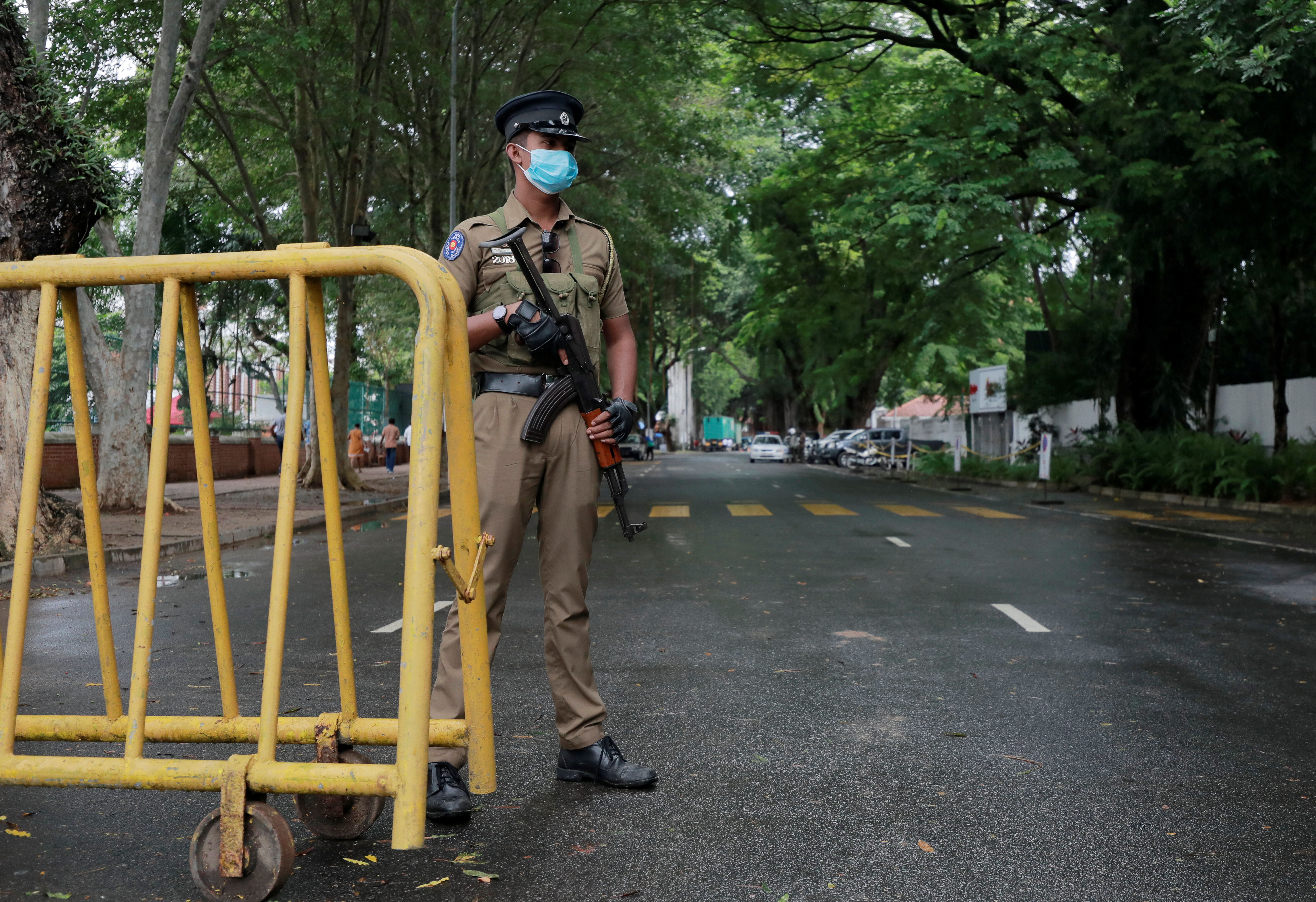 Unidentified men attack residence of Sri Lankan journalist Chamuditha  Samarawickrama - Committee to Protect Journalists