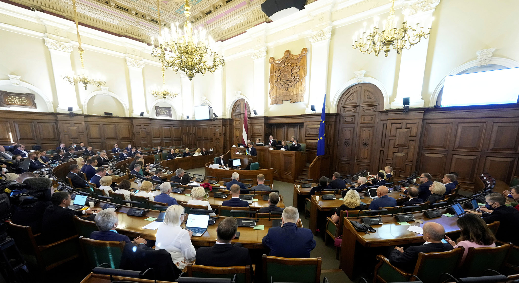 Однопалатный парламент латвии. Сейм Латвии. Правительство Латвии фото. Парламентские выборы в Латвии (2022). Бланк правительства.