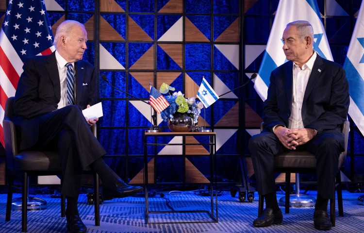 U.S. President Joe Biden meets with Israel's Prime Minister Benjamin Netanyahu in Tel Aviv on October 18, 2023. The two are set to meet again on July 23, 2024 in Washington, D.C., and CPJ and other rights groups are urging the President and other lawmakers to push Netanyahu to improve press freedom and address rights abuses against journalists. (Photo: AFP/Brendan Smialowski)