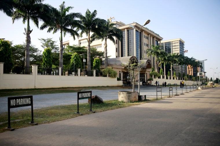 A 2021 photo of the Nigerian Federal High Court in Abuja, which ruled in favor of a local press group to compel the government to investigate attacks on journalists. (Reuters/Afolabi Sotunde)