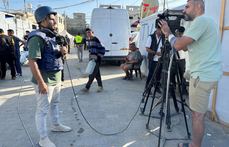 Palestinian Journalist Sami Shehada, whose leg was amputated following his injury while covering events of Israel's military offensive in Nuseirat in April 2024, resumes covering events for Turkish state broadcaster TRT, amid the ongoing conflict between Israel and the Palestinian Islamist group Hamas, in Deir Al-Balah in central Gaza Strip May 13, 2024. (Photo: Reuters/Doaa Rouga)