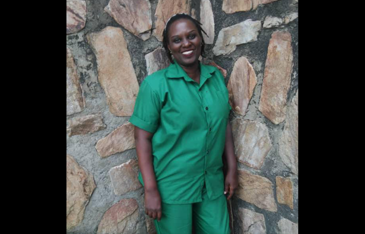 Sandra Muhoza, a reporter for the newspaper La Nova Burundi, is seen in her prison uniform. Burundi prosecutors have requested a 12-year prison sentence for the journalist on charges of undermining the integrity of Burundi’s national territory and inciting ethnic hatred. (Photo: credit withheld)