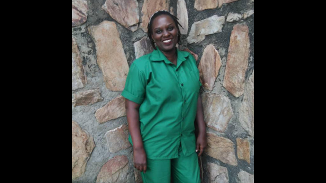 Sandra Muhoza, a reporter for the newspaper La Nova Burundi, is seen in her prison uniform. Burundi prosecutors have requested a 12-year prison sentence for the journalist on charges of undermining the integrity of Burundi’s national territory and inciting ethnic hatred. (Photo: credit withheld)