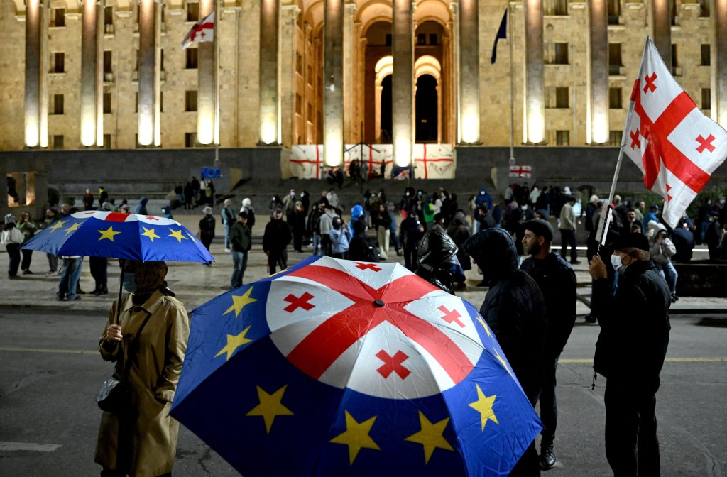 Georgian anti-government protesters rally outside the parliament in Tbilisi on March 18, 2025. (Photo: AFP/ Vano Shlamov)