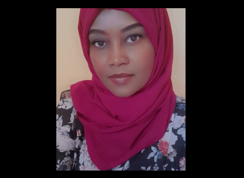 Journalist Emtithal Abdel Fadil headshot