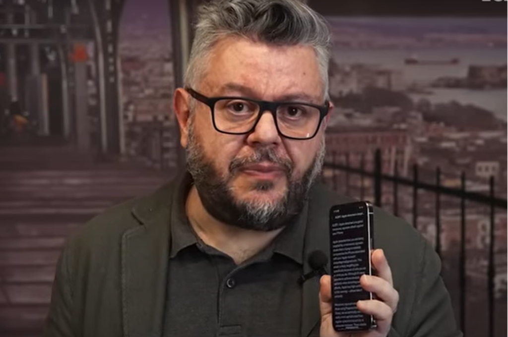 Italian investigative journalist Ciro Pellegrino announced on Fanpage’s YouTube channel on April 30 that his cell phone had been targeted with spyware.