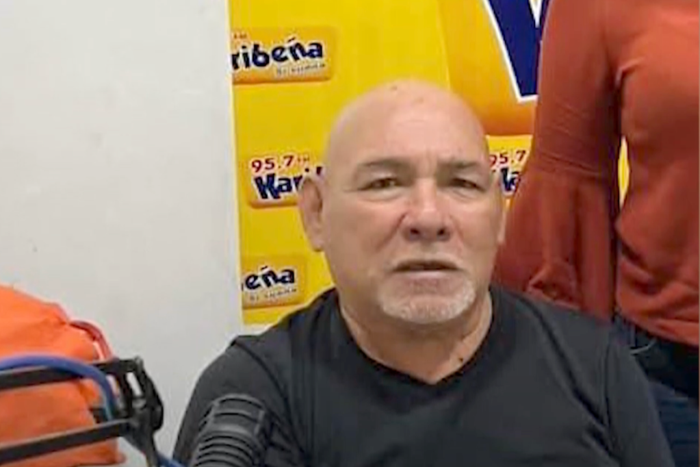 Hora Cero (Zero Hour) host Raúl Celis López