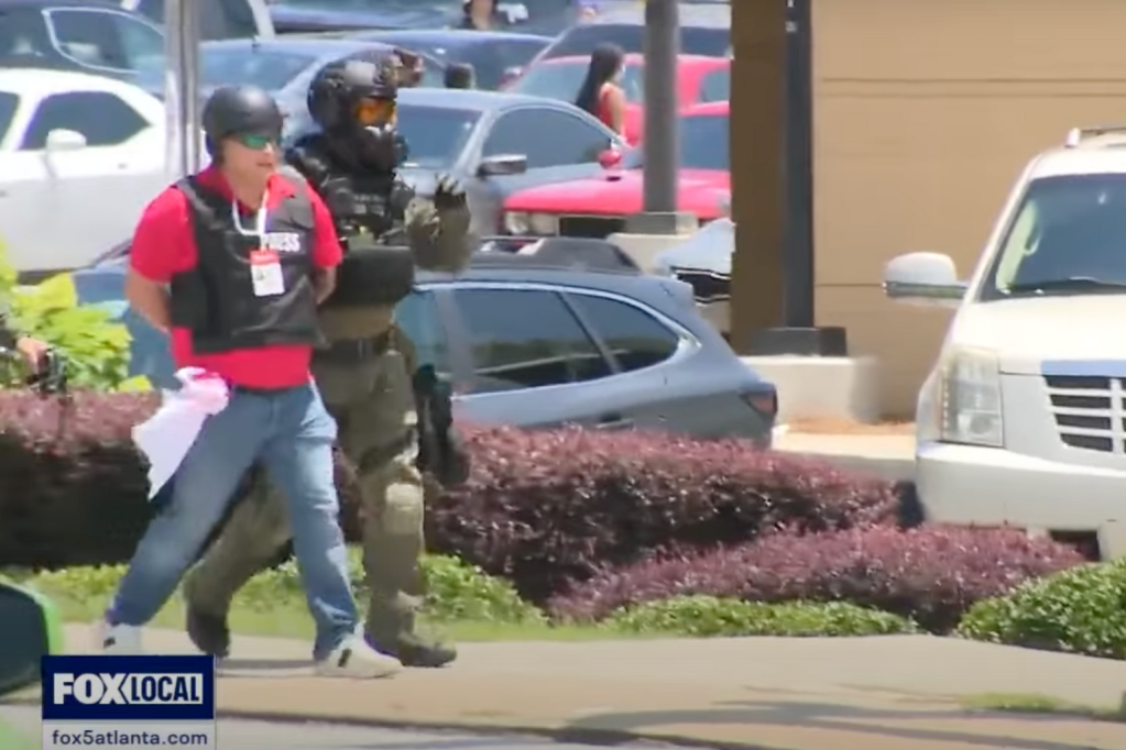 Spanish-language journalist Mario Guevara (Screenshot: Fox 5 Atlanta/YouTube)