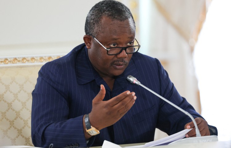 President Sissoco Embaló told journalists that the closure of Portuguese state-owned news outlets LUSA and RTP is “a problem between Guinea-Bissau and Portugal.”