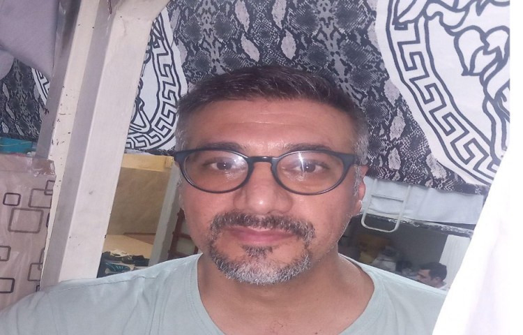 A rare image of Reza Valizadeh, inside Fashafouyeh Prison, where he was held in overcrowded halls alongside inmates convicted of general crimes.