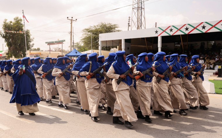 Somaliland police march in an independence parade in May 2024. Since the start of the 2025, more than 20 journalists have been caught up in a wave of arrests in Somaliland, according to the Somaliland Journalists Association. (Photo: Tiksa Negeri/Reuters)