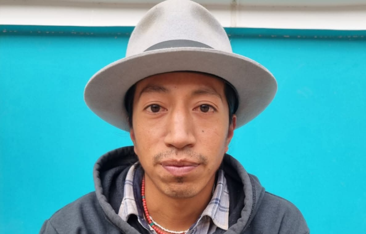 A video of TV journalist Edison Muenala’s shooting shows the journalist groaning in pain from his injury as he displays a bullet hole in his jacket. (Photo: Courtesy of APAK TV)